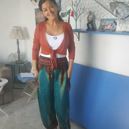 Monica * シッチェス